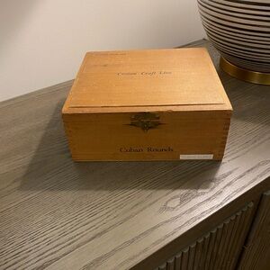 Cuban Rounds Wooden Box